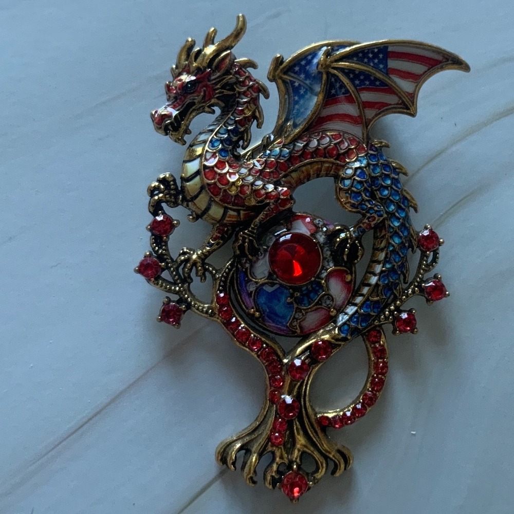 Patriotic American Flag Dragon Brooch Pin Vintage Gold Tone Rhinestone Enamel